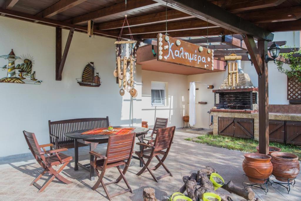 Diogenis Villa Vourvourou Luaran gambar
