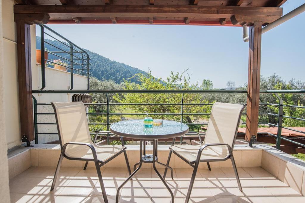 Diogenis Villa Vourvourou Luaran gambar