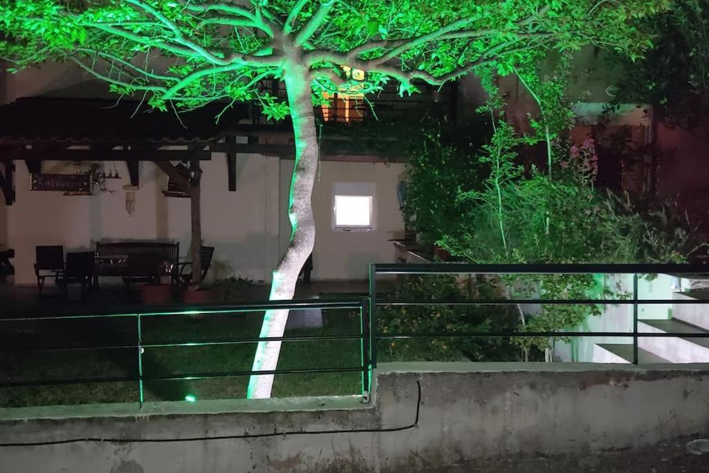Diogenis Villa Vourvourou Luaran gambar